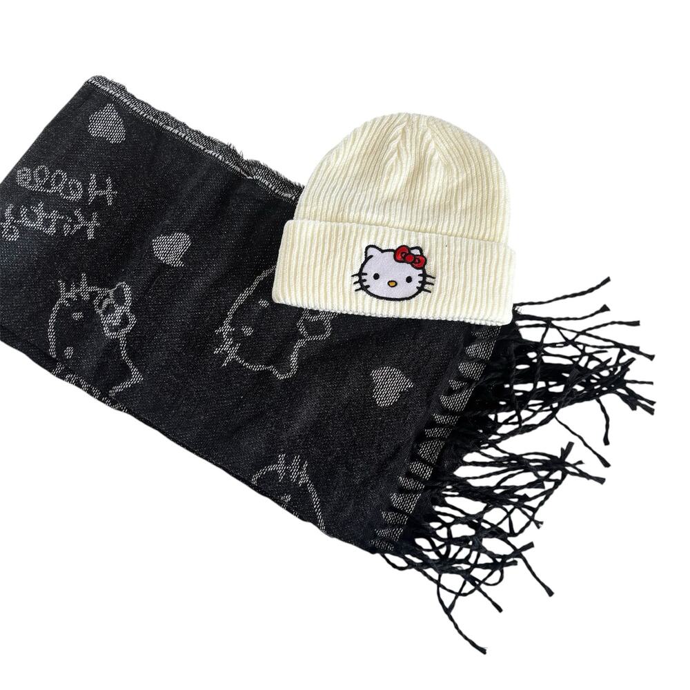 Sanrio Hello Kitty Winter Accessories Set Knit Beanie and Fringed Scarf OS NEW